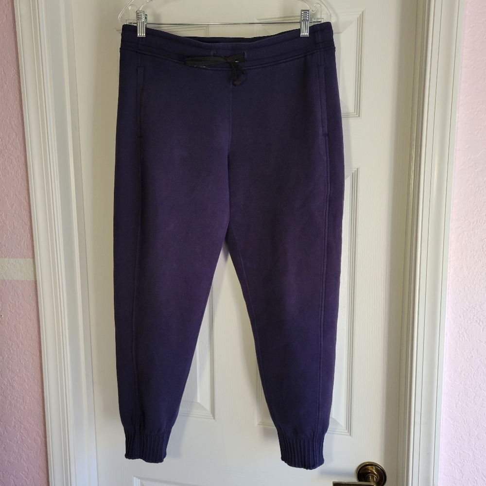 Lululemon‎ Navy Jogger Size 10 Women's Active Athleisure Travel Gym Weekend